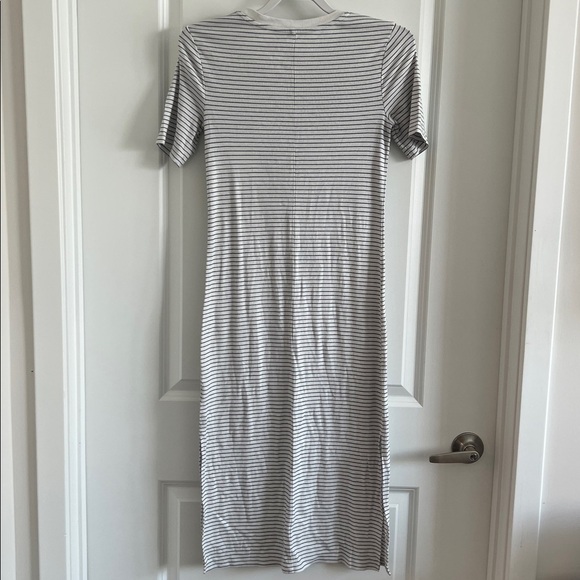 a New Day White/Black Striped Short Sleeve Knit Maxi Dress S - Picture 5 of 6